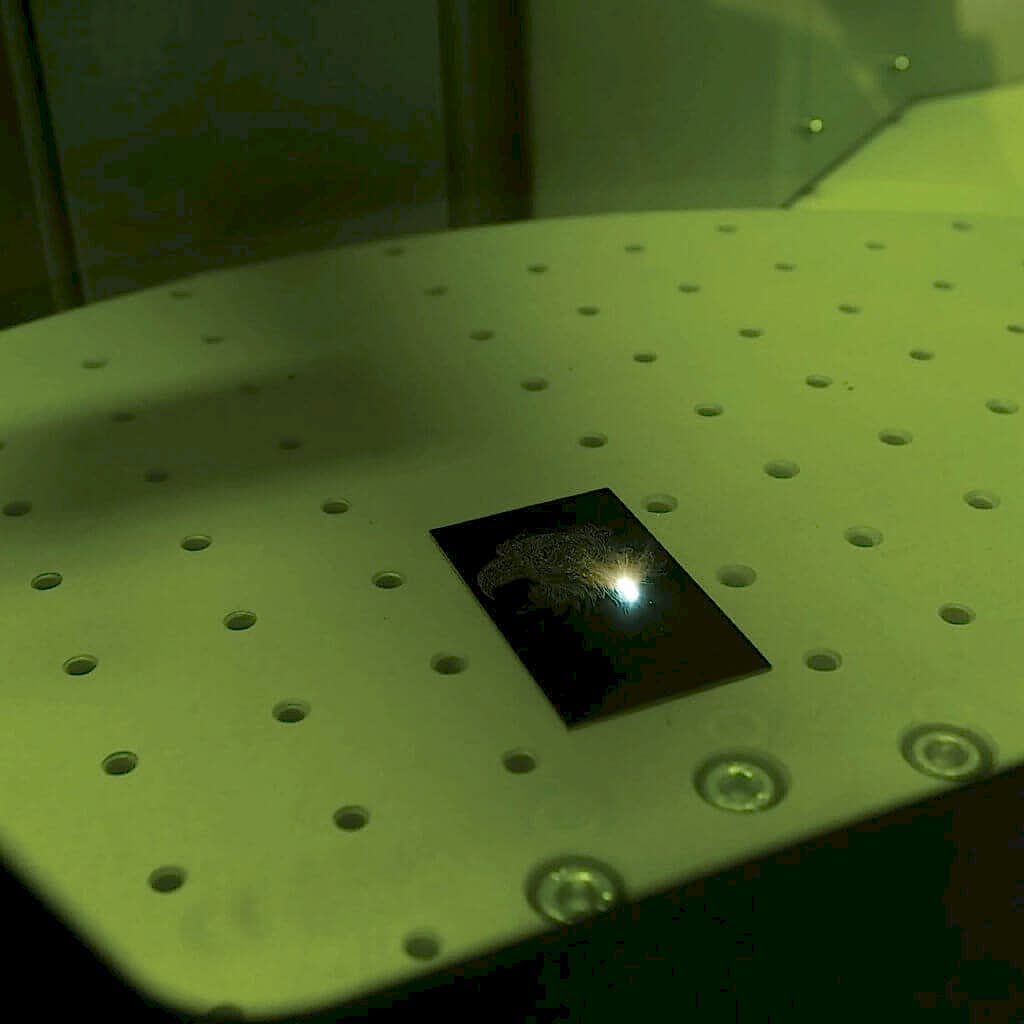 laser video cover f20